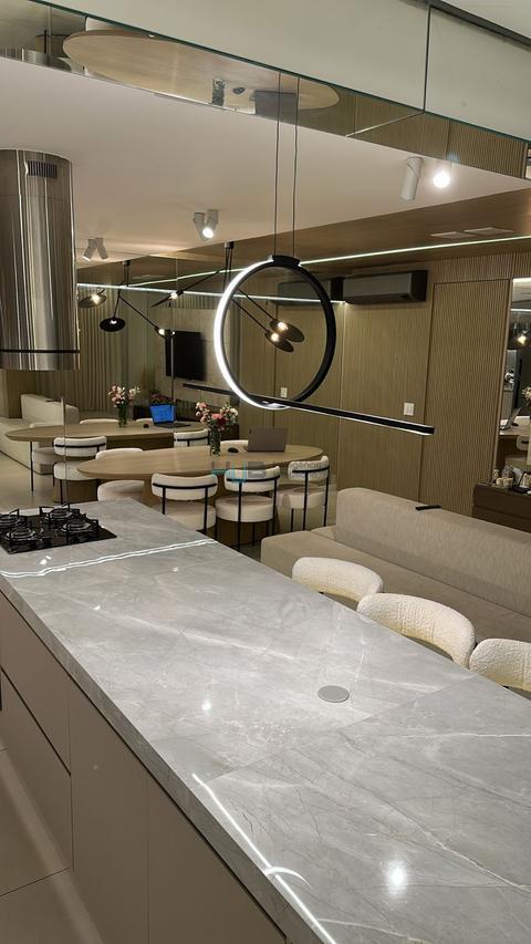 Apartamento à venda em Londrina, Santa Rosa, com 2 quartos, com 76 m², Liberty Towers